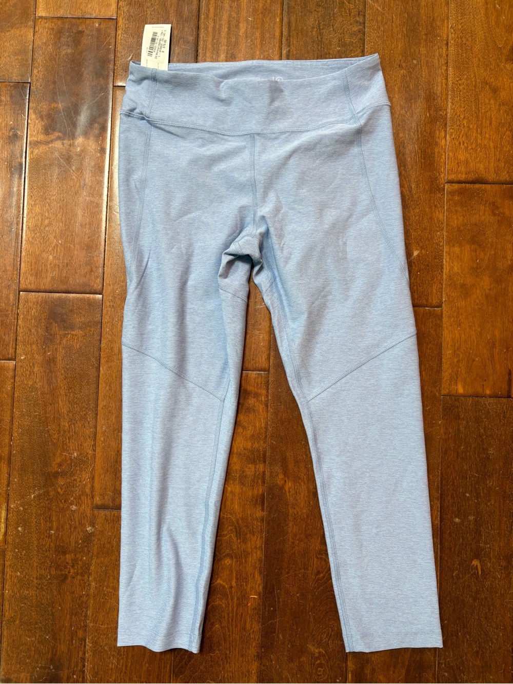 New Outdoor Voices 3/4 warmup leggings size L. Lilac